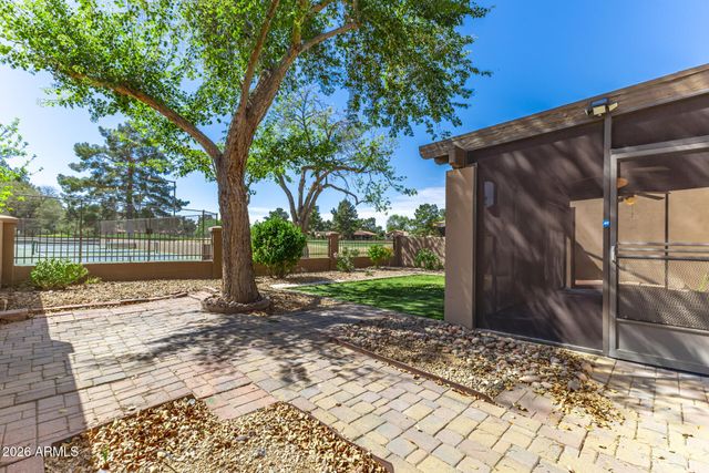 4053 E SUNNYSIDE Drive, Phoenix, AZ 85028