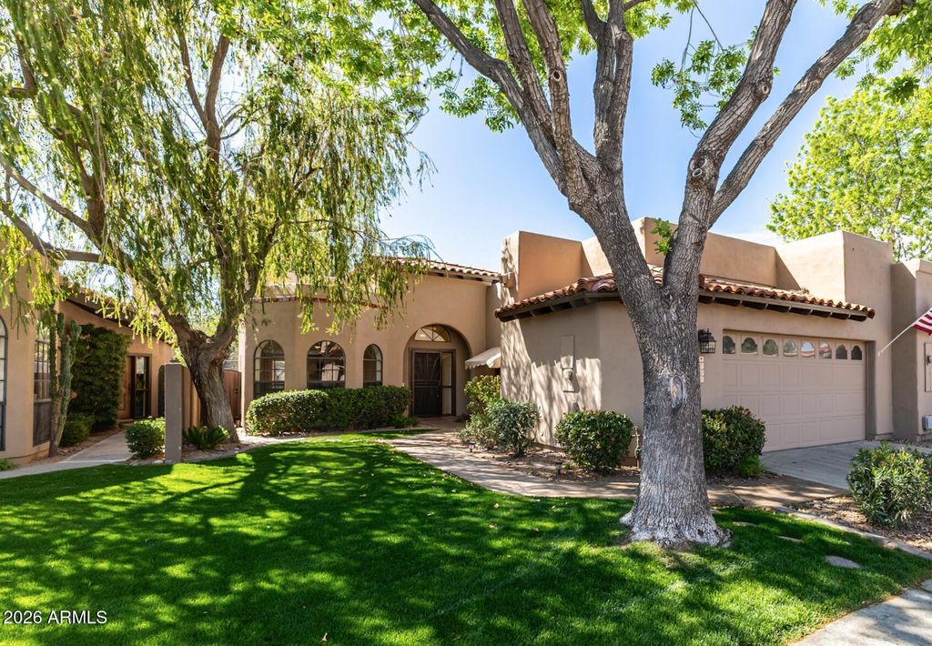 4053 E SUNNYSIDE Drive, Phoenix, AZ 85028