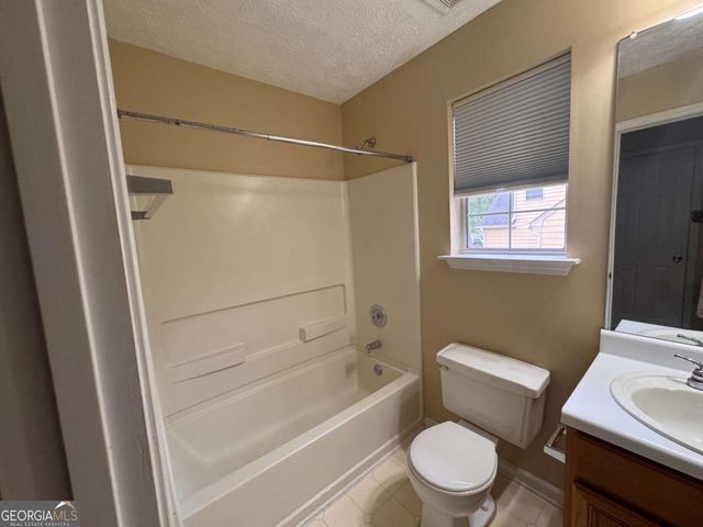 1060 Litchfield Way SW, Marietta, GA 30060
