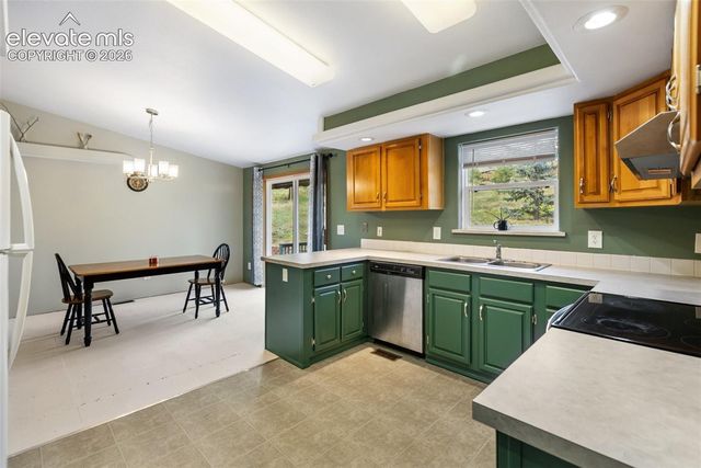 350 Brooks Lane, Woodland Park, CO 80863