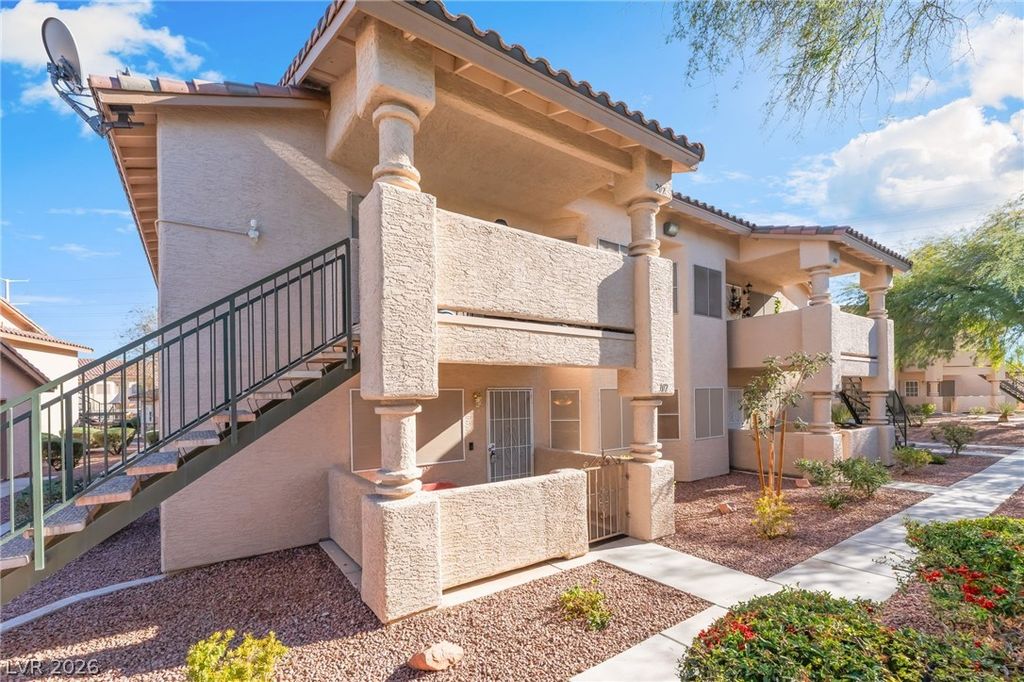 1305 Markwood Circle 102, Las Vegas, NV 89128 — photo 3