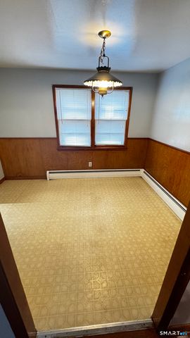 156 Putnam Avenue, Hamden, CT 06517