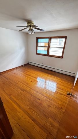 156 Putnam Avenue, Hamden, CT 06517