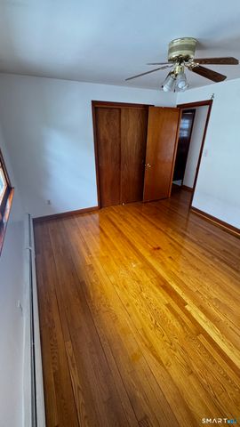 156 Putnam Avenue, Hamden, CT 06517