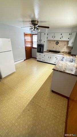156 Putnam Avenue, Hamden, CT 06517