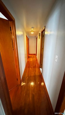 156 Putnam Avenue, Hamden, CT 06517