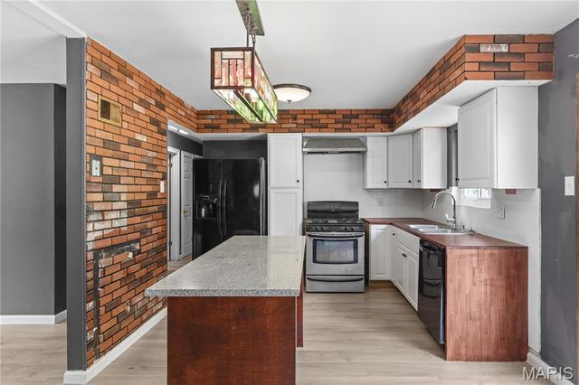 3 Petersburg Court, Arnold, MO 63010