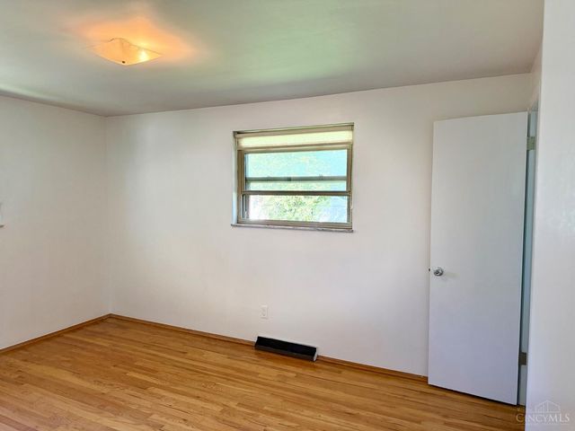 3642 Woodsong Drive, Cincinnati, OH 45251
