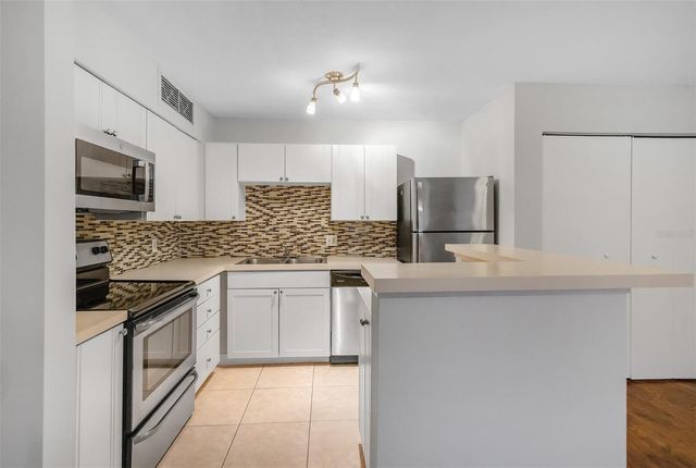 485 FORESTWAY CIRCLE 106, Altamonte Springs, FL 32701