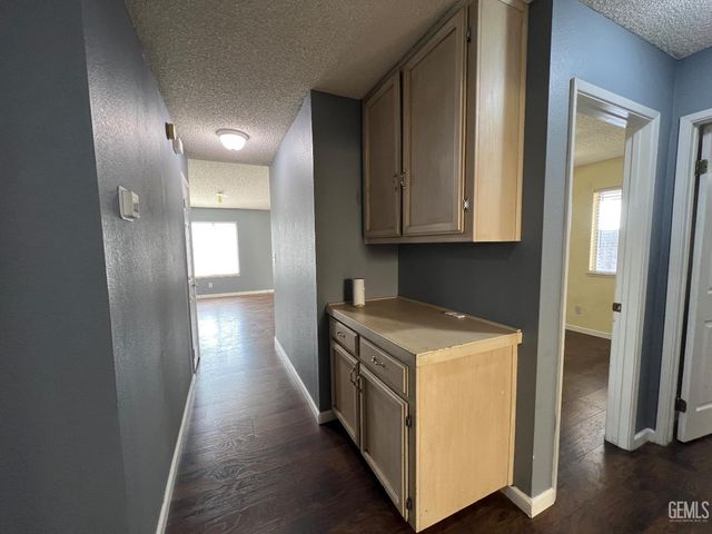 5513 Silver Crossing Street, Bakersfield, CA 93313