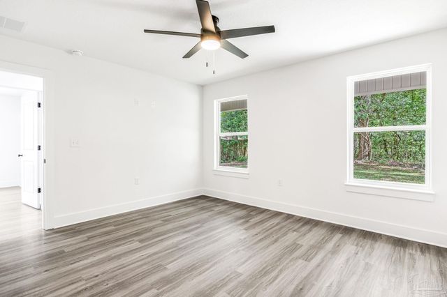 412 Bremen Ave, Pensacola, FL 32507