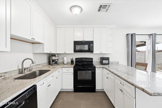 2265 W BOSTON Street, Chandler, AZ 85224