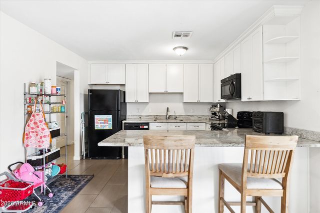 2265 W BOSTON Street, Chandler, AZ 85224