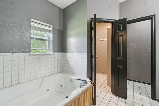 29049 Oilfield Trash Road, Newalla, OK 74857