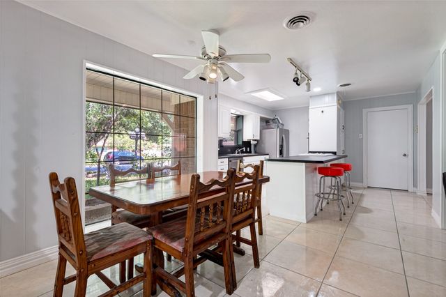 905 Ridgewood Terrace, Arlington, TX 76012