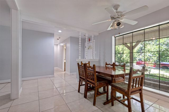905 Ridgewood Terrace, Arlington, TX 76012