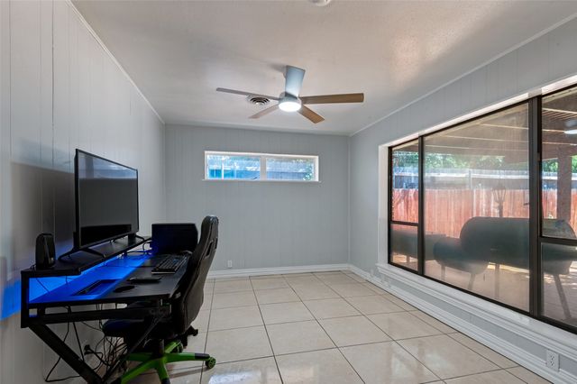 905 Ridgewood Terrace, Arlington, TX 76012