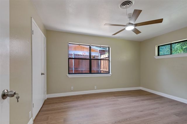 905 Ridgewood Terrace, Arlington, TX 76012