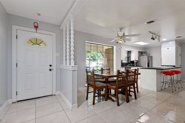 905 Ridgewood Terrace, Arlington, TX 76012