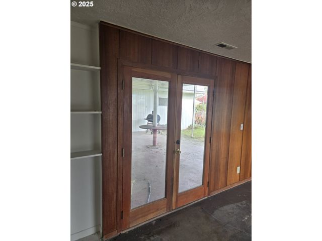 151 Nw SHERRY St, Winston, OR 97496