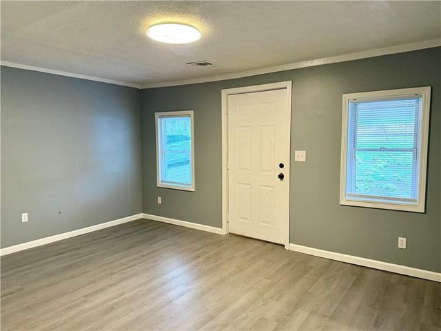 10031 E Wilson Road, Independence, MO 64053