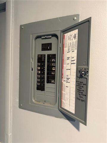 10031 E Wilson Road, Independence, MO 64053