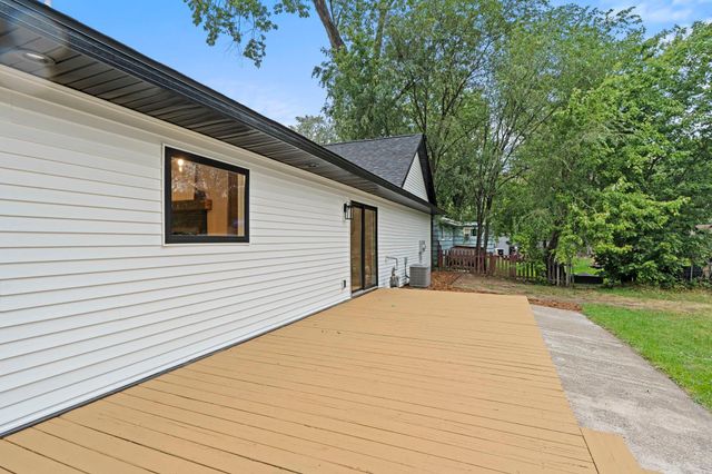 9931 Quince Street NW, Coon Rapids, MN 55433
