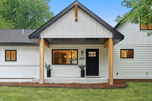 9931 Quince Street NW, Coon Rapids, MN 55433