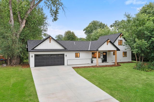 9931 Quince Street NW, Coon Rapids, MN 55433