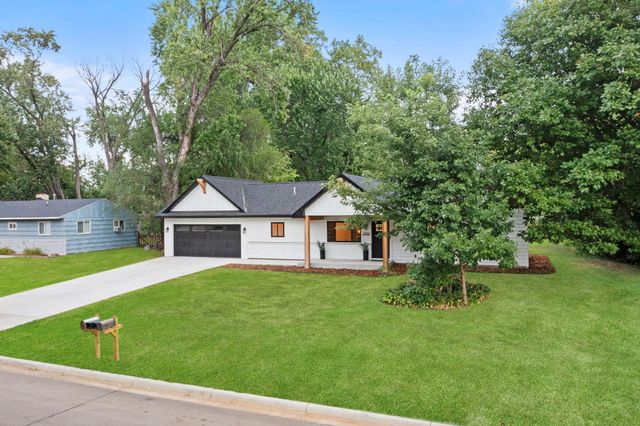 9931 Quince Street NW, Coon Rapids, MN 55433