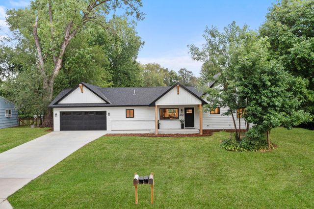 9931 Quince Street NW, Coon Rapids, MN 55433