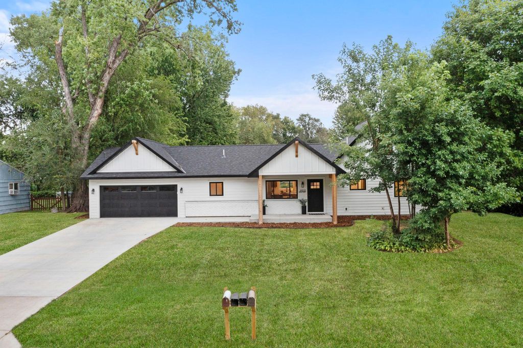9931 Quince Street NW, Coon Rapids, MN 55433 — photo 4