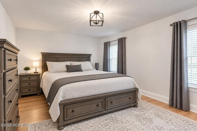 127 Evergreen Court, Freehold, NJ 07728