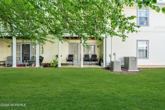 127 Evergreen Court, Freehold, NJ 07728
