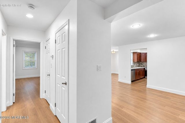 127 Evergreen Court, Freehold, NJ 07728