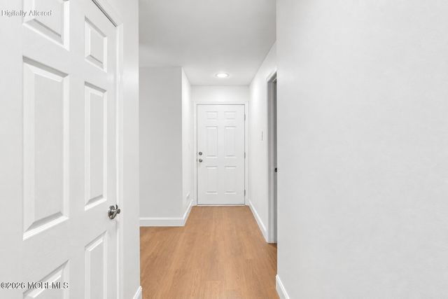 127 Evergreen Court, Freehold, NJ 07728
