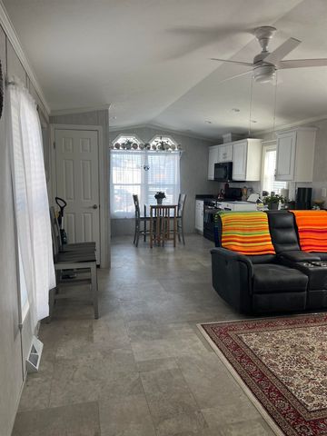 14 Dudley Court, Somersworth, NH 03878