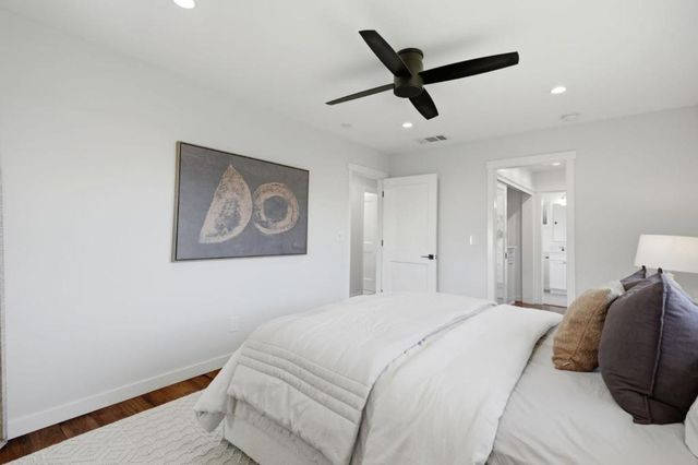 2133 Santa Cruz Avenue, Santa Clara, CA 95051