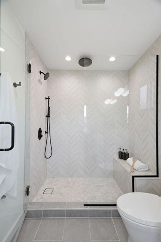 2133 Santa Cruz Avenue, Santa Clara, CA 95051