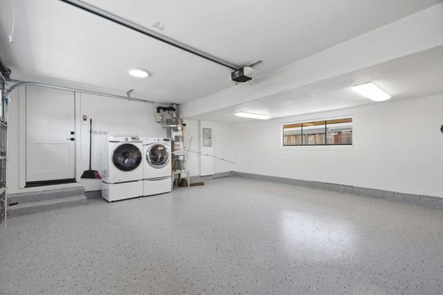 2133 Santa Cruz Avenue, Santa Clara, CA 95051