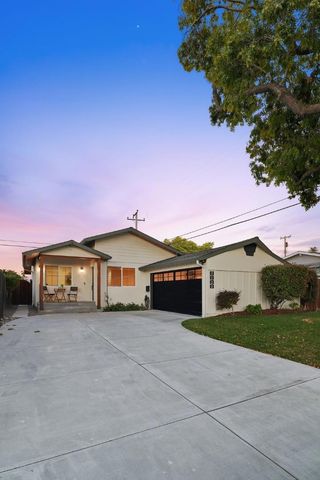 2133 Santa Cruz Avenue, Santa Clara, CA 95051