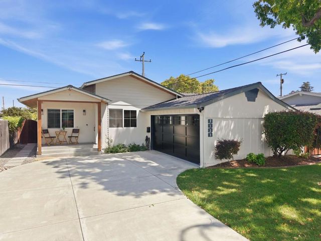2133 Santa Cruz Avenue, Santa Clara, CA 95051