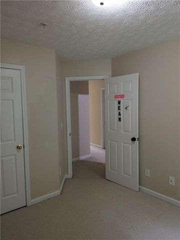 6014 Leeshire Trace, Tucker, GA 30084