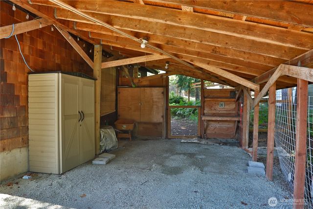 569 Otter Way, Freeland, WA 98249