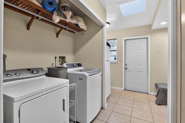 4424 FRIAR TUCK LANE, Sarasota, FL 34232