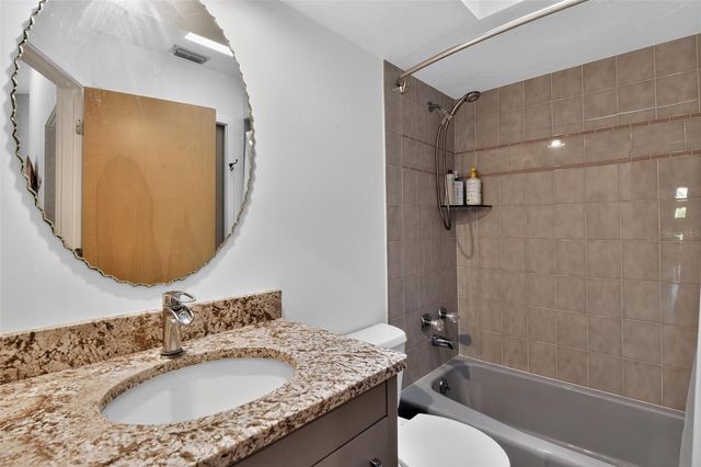 4424 FRIAR TUCK LANE, Sarasota, FL 34232