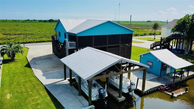 311 Lake Breeze Rd Road, Hackberry, LA 70645