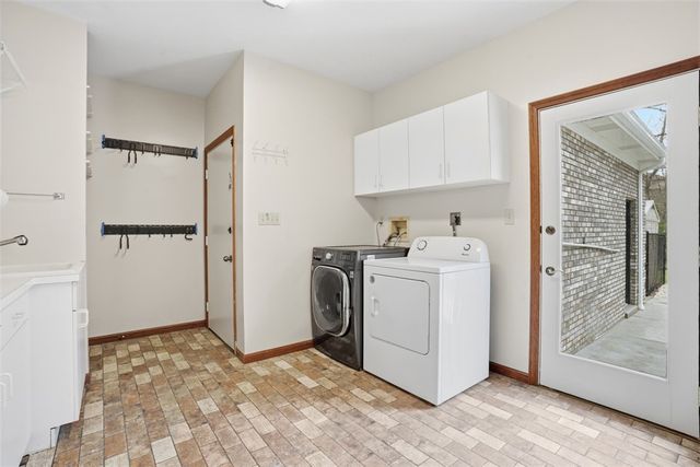750 Adele Dr, North Huntingdon, PA 15642
