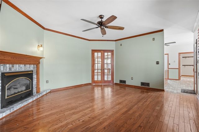750 Adele Dr, North Huntingdon, PA 15642