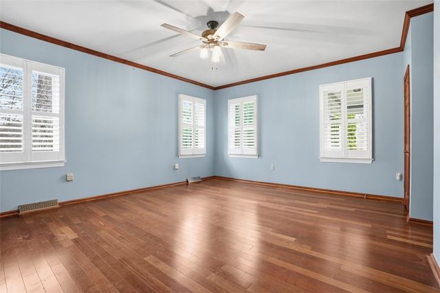 750 Adele Dr, North Huntingdon, PA 15642